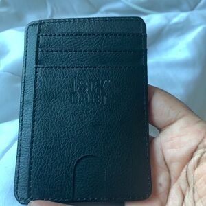 Lock wallet